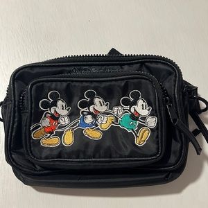 Walt Disney World Mickey fanny pack